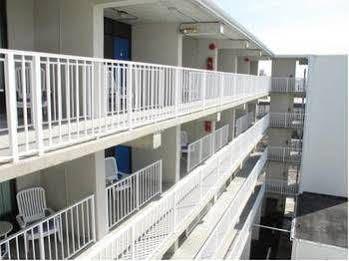 Barefoot Mailman Motel Ocean City Exterior photo