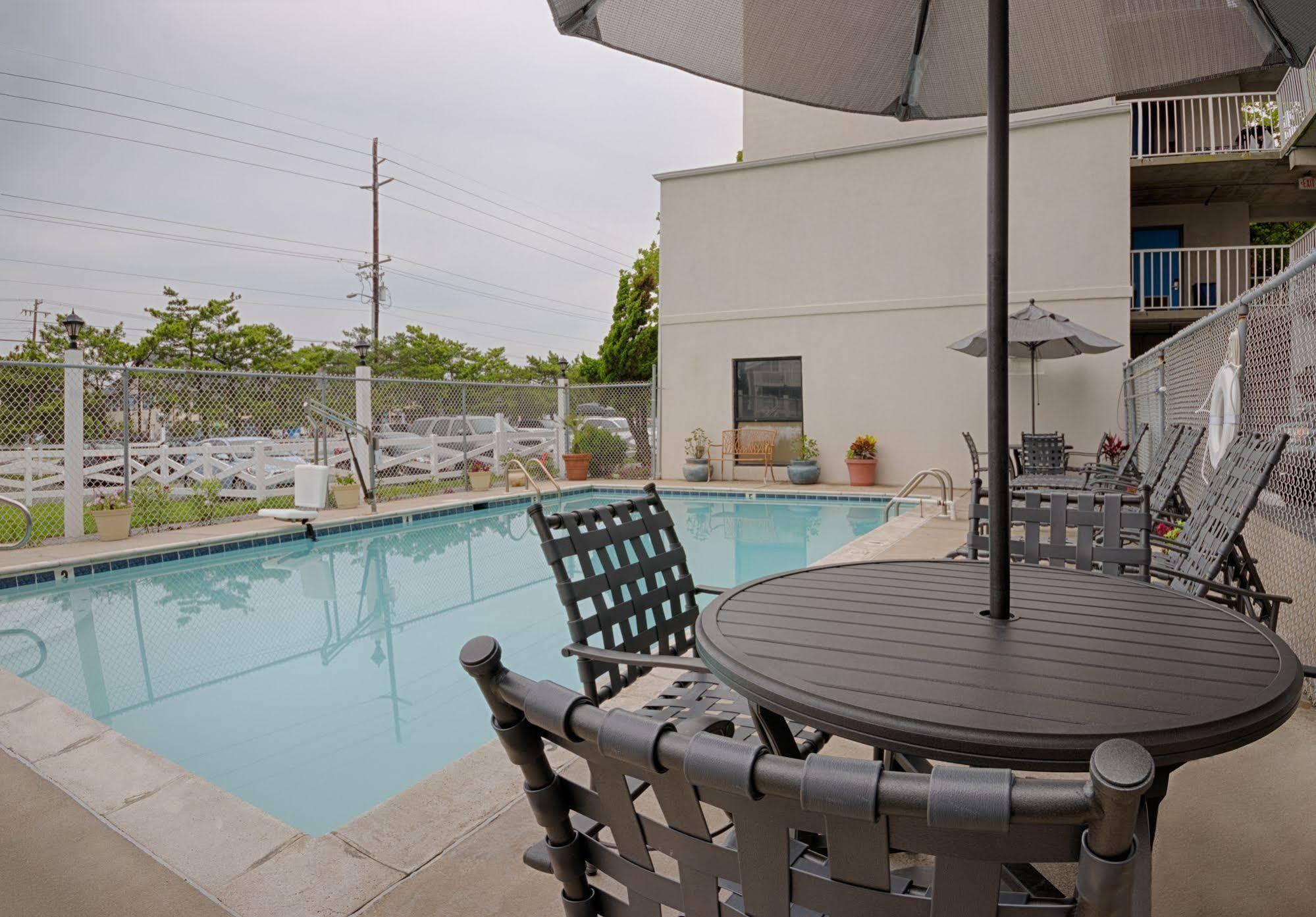 Barefoot Mailman Motel Ocean City Exterior photo